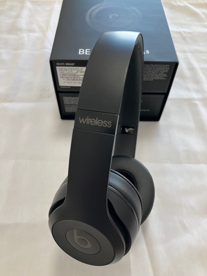 美品　BEATS SOLO3 ワイヤレスヘッドホン