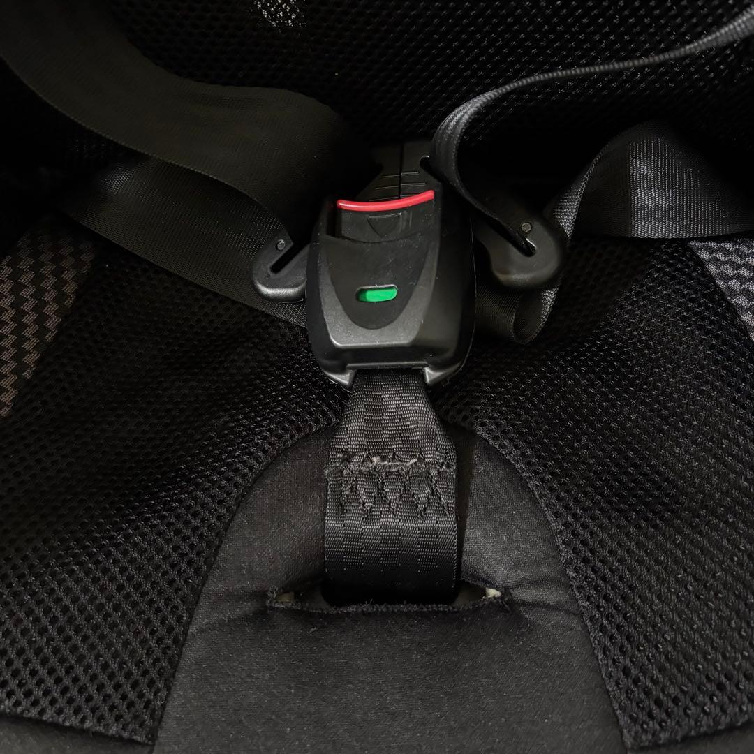 コンビ ジョイトリップ エアスルー GG EN ブラック ジュニアシート