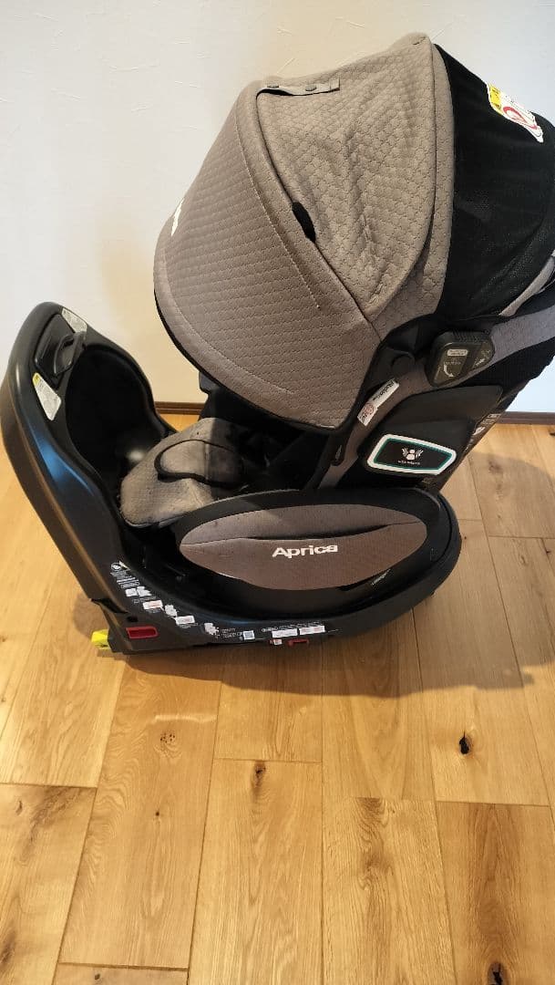 【ゆきえむ】フラディア グロウ ISOFIX 360°セーフティーＰ AB