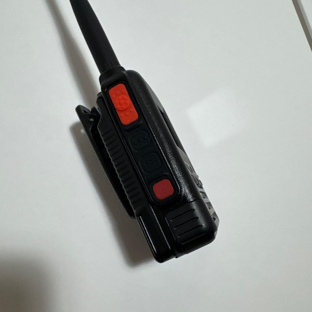 YAESU FT5D トランシーバー