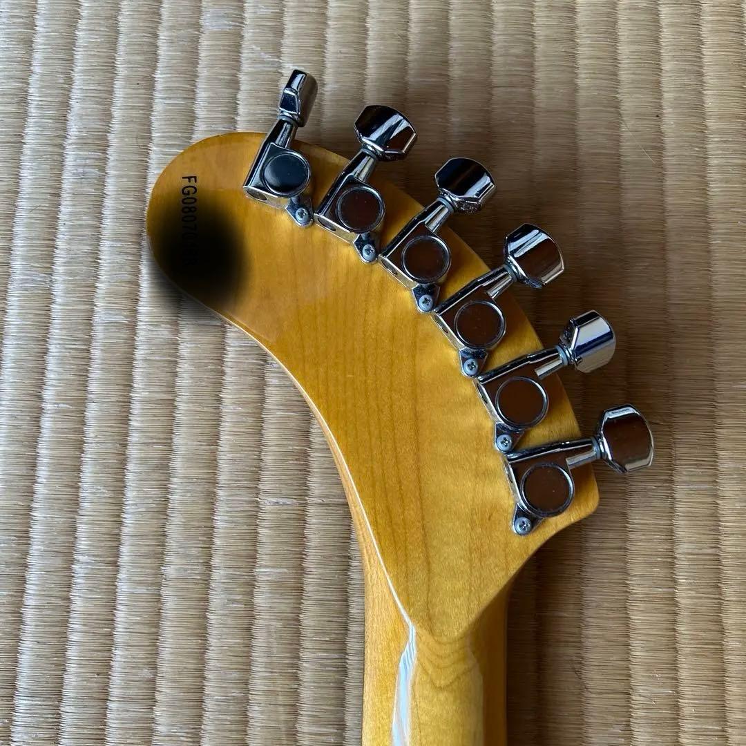 Fernandes ZO-3ST 芸達者 アンプ内蔵ギター