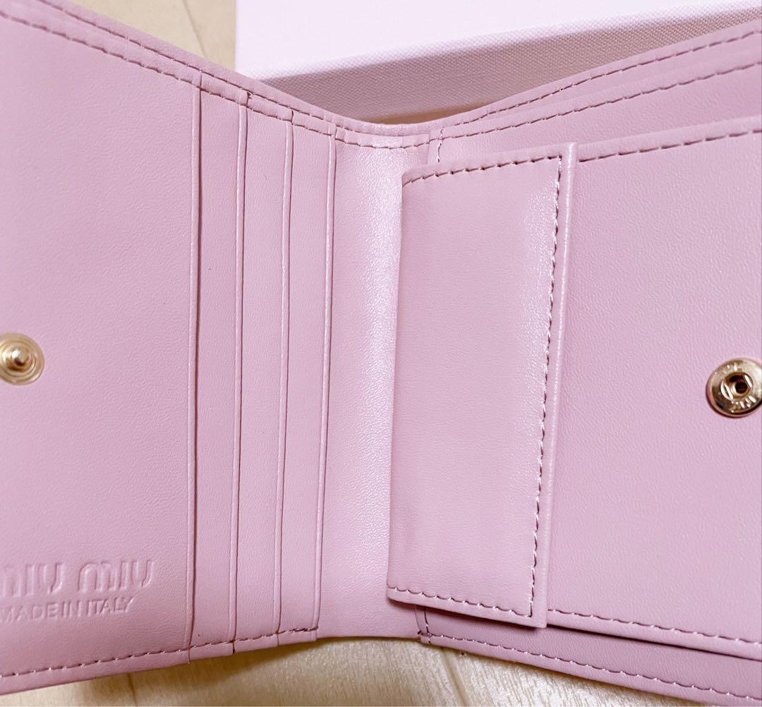 MIU MIU 二つ折り財布 ノベルティ