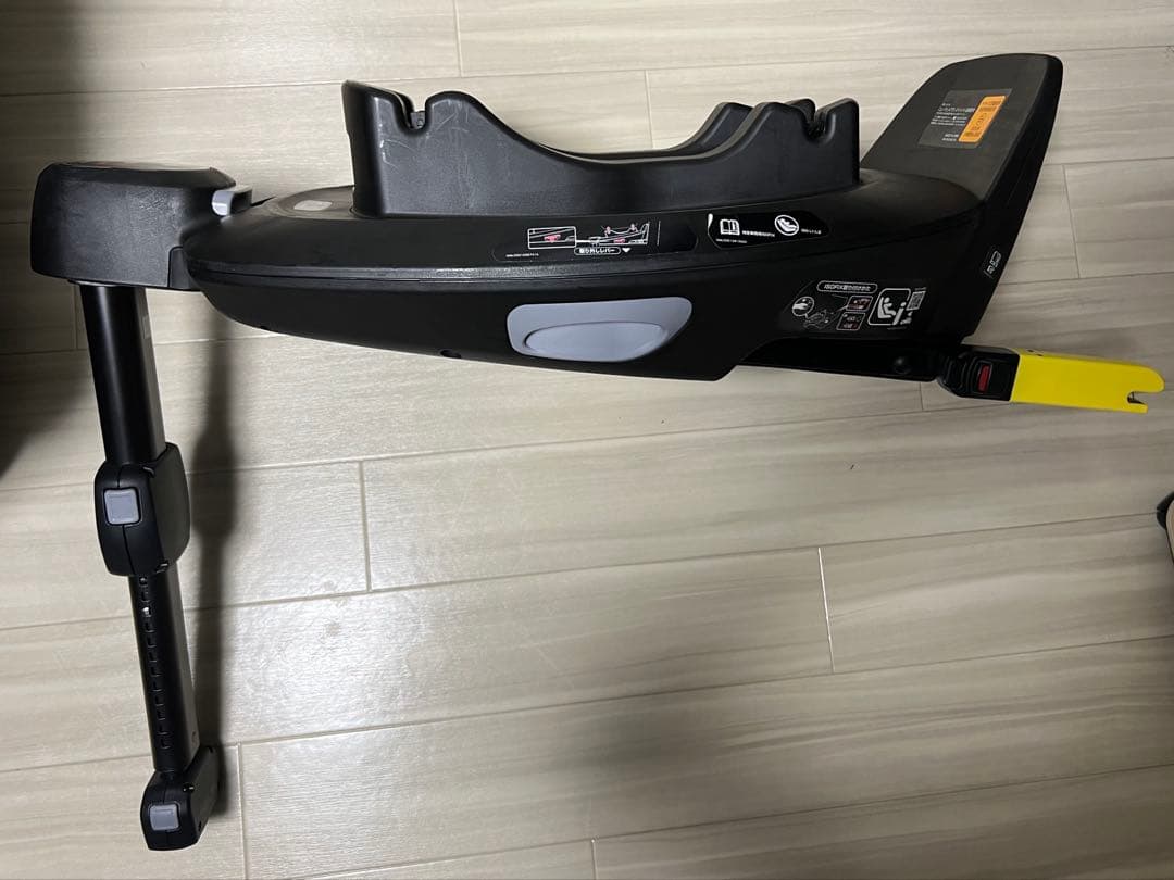 ISOFIX取付×回転式アップリカ トラベルシステム ベース チャイルドシート