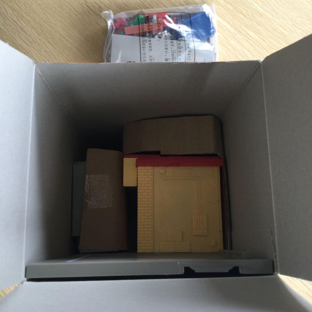 【☆新品☆】【難あり】旧トミカタウン　ミスタードーナツ 　トラック付き 廃盤