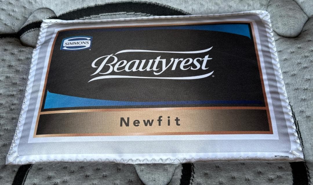 ここ 最高級 Simmons シングル未使用マットレスのみ美品