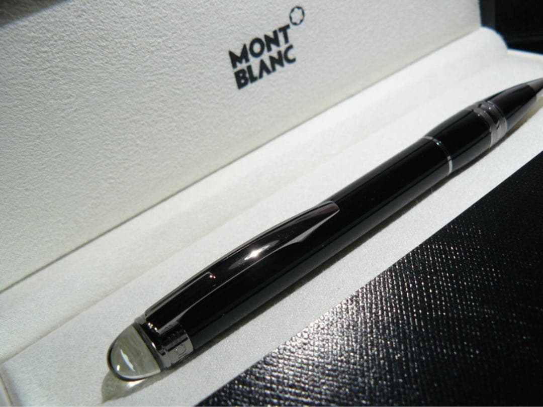 モンブラン　★完売のスターウォーカー極上逸品！★ミッドナイトブラック・ボールペン