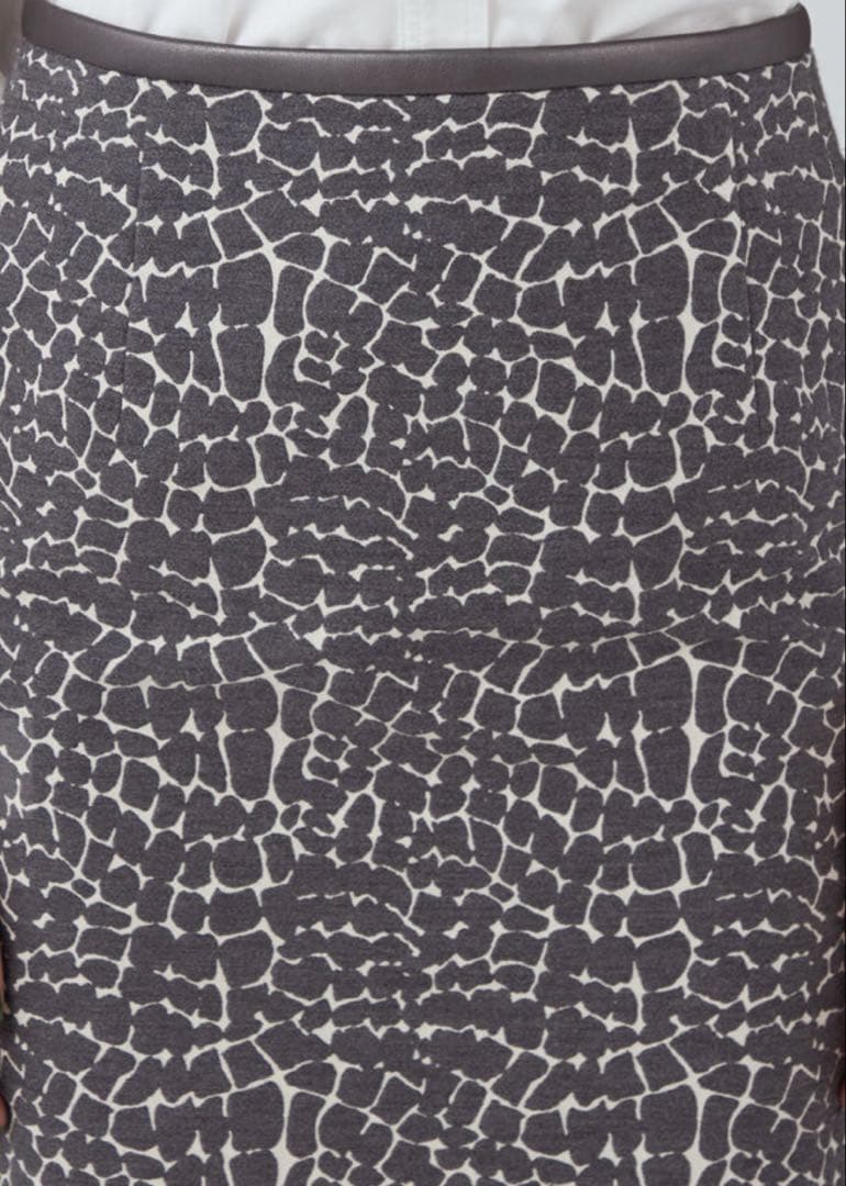 TOMORROWLAND collectionアニマルストレッチタイトスカート