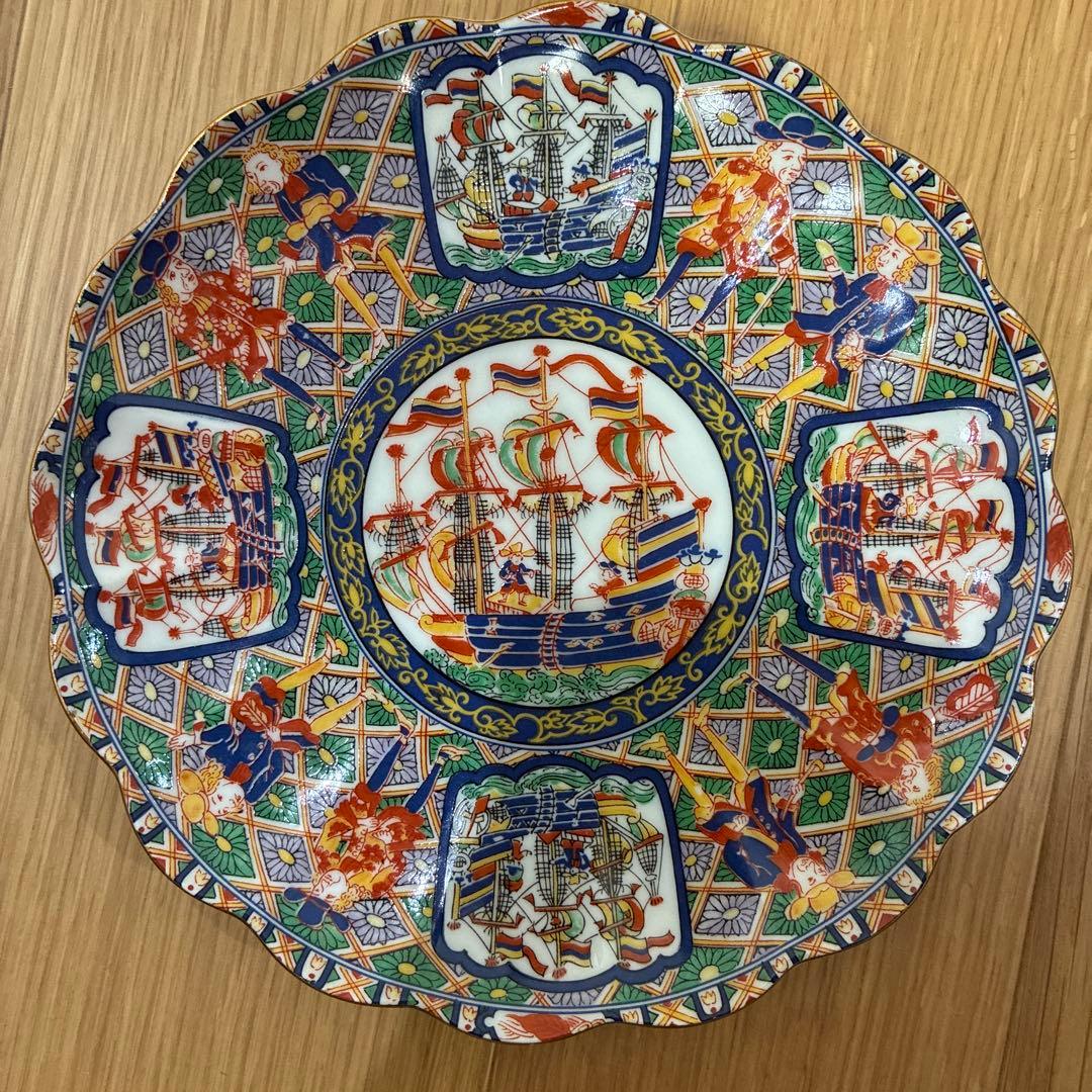 古伊万里写色絵金襴手南蛮船南蛮人図大皿 在銘　陶扇31cm 5枚