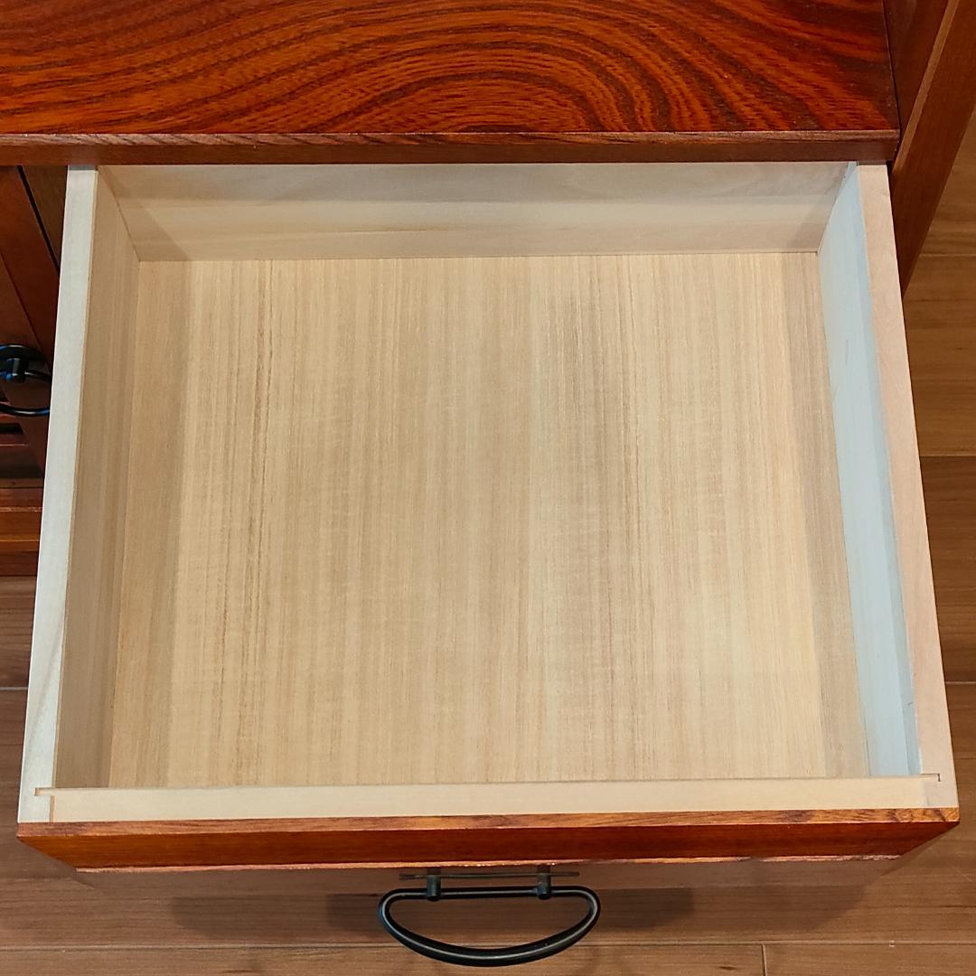 カリモク　和　チェスト　茶箪笥　欅　飾り棚