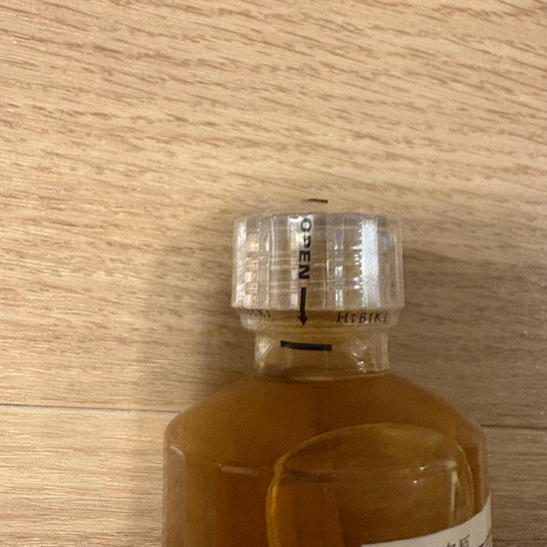 響 Hibiki 12年 ウイスキー　サントリー