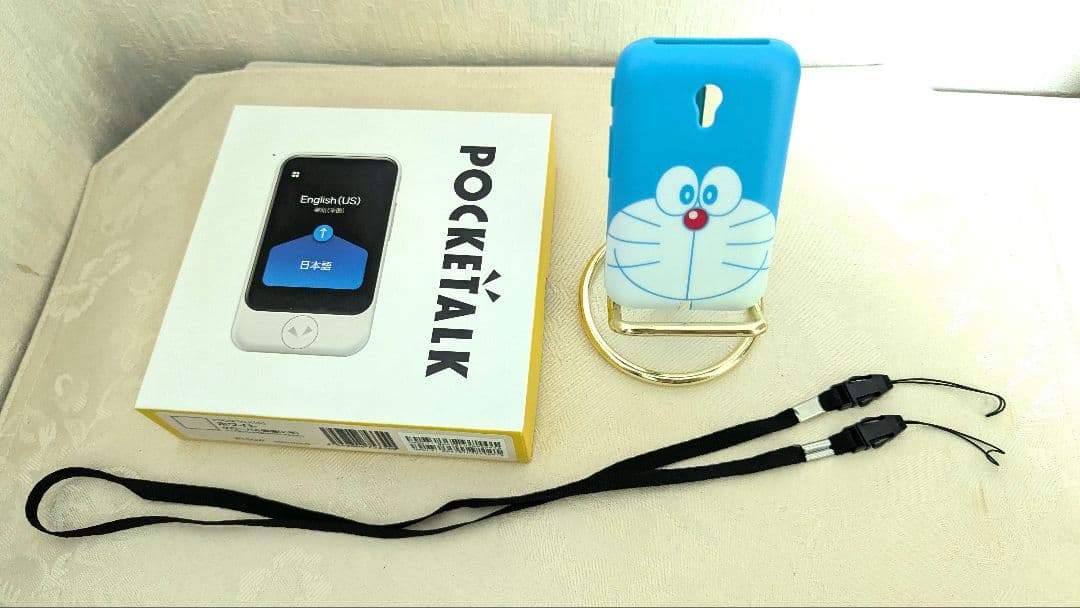 ポケトークS ホワイト PTSGW 翻訳機 ドラえもんケース付き♡
