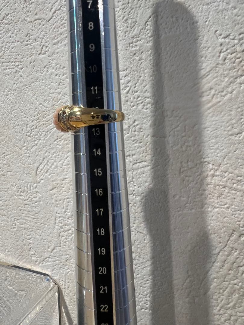 K18 天然サンゴ ダイヤモンド リングカボション ピンク系6.3g 刻印あり