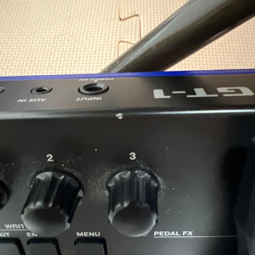 BOSS GT-1 ギターエフェクター　アダプター付き