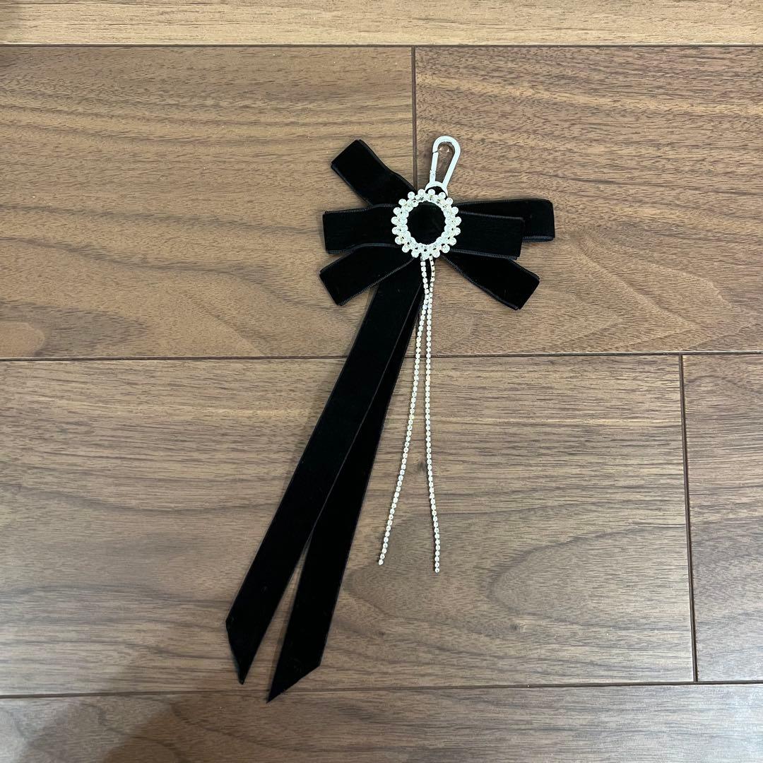 LILY BROWN ビジューリボンチャーム付き ハンドバック 2WAY