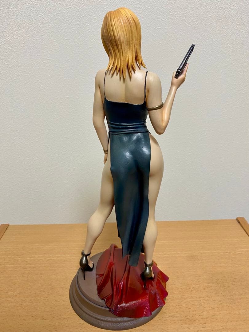 ザ*ー様 パラサイトイヴ　アヤ・ブレア　ガレージキット塗装済完成品