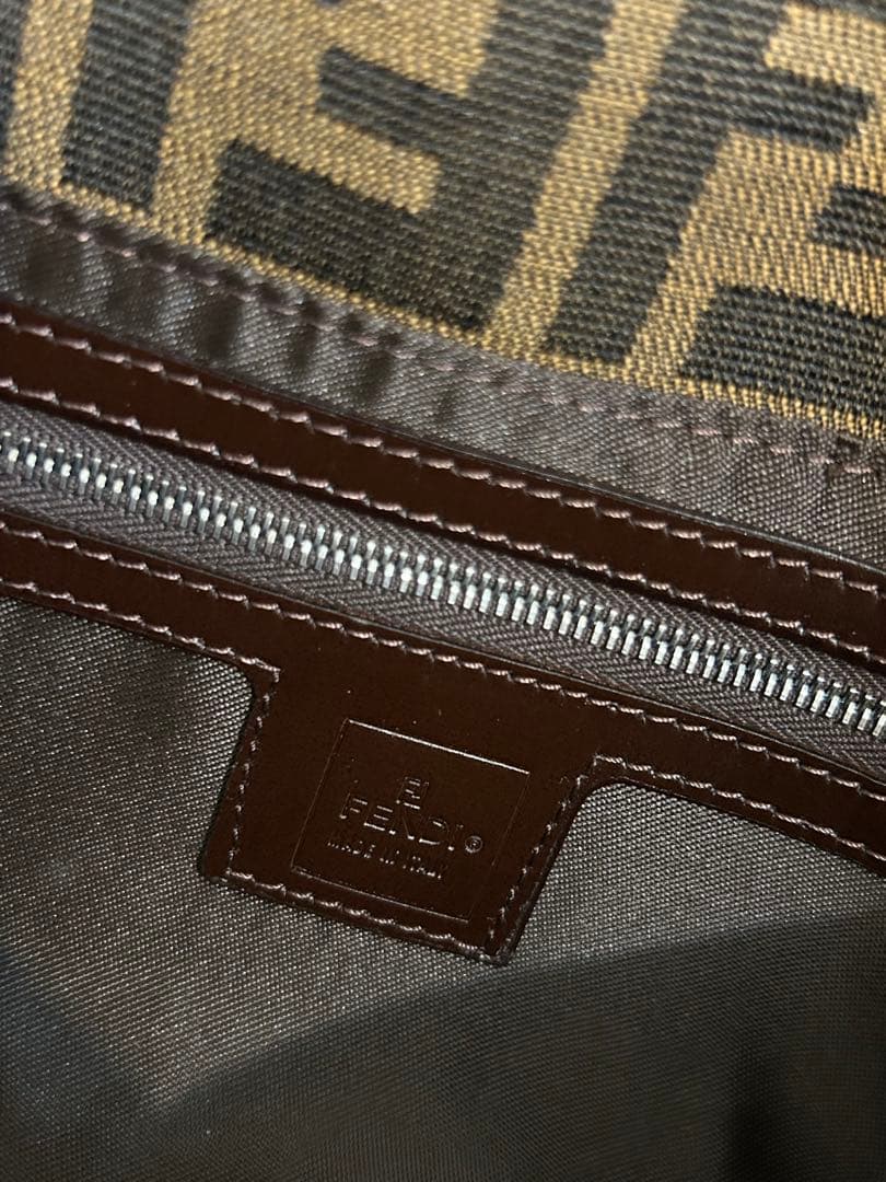 FENDI ズッカ柄 マンマバケット ワンショルダー FFロゴ