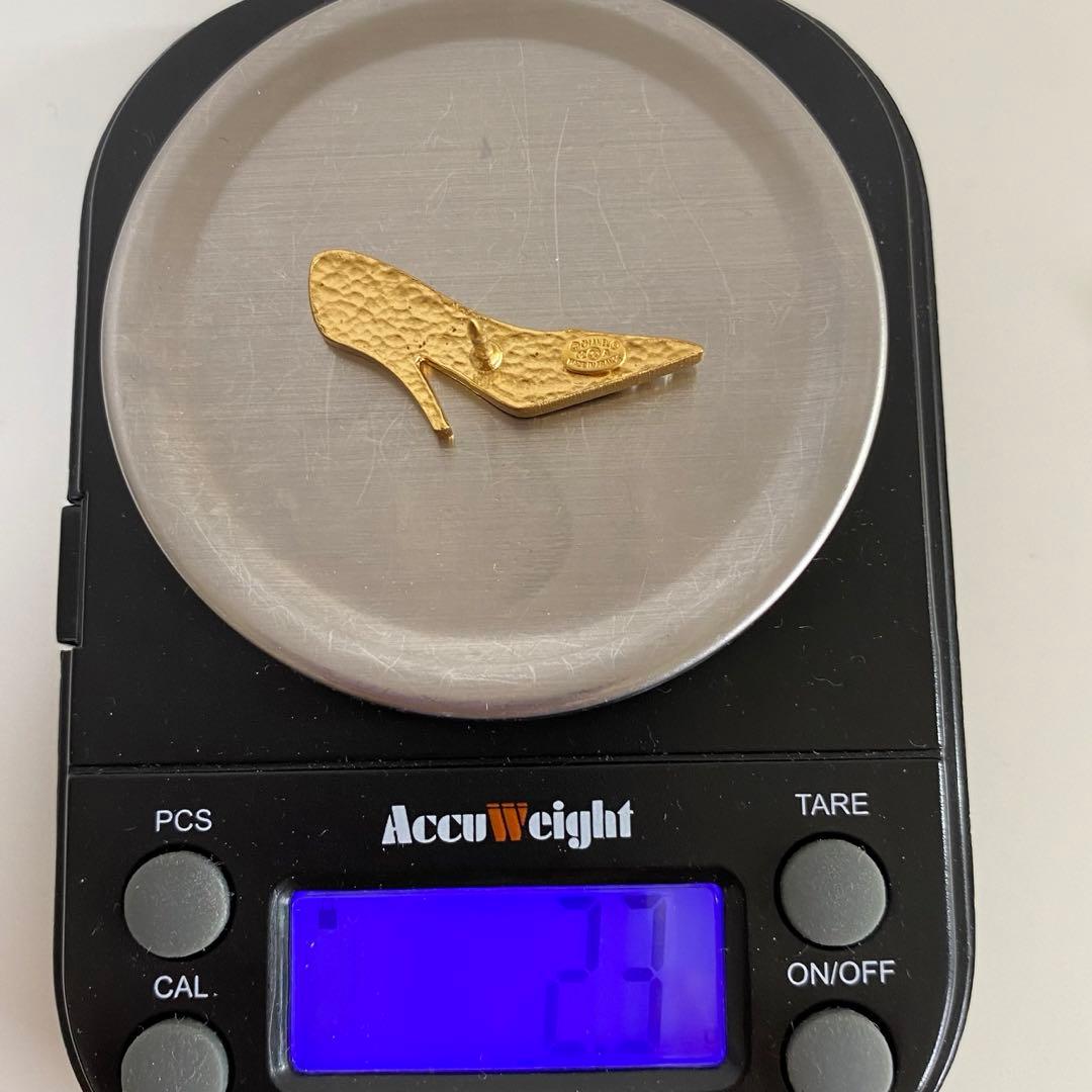 CHANEL シャネル ブローチ バッジ ネクタイピン