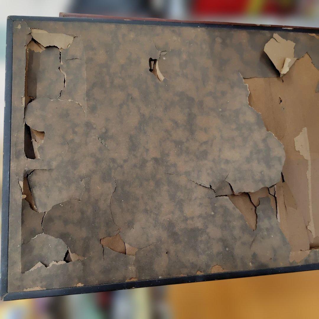 鶴の手描き絵画 黒フレーム付き