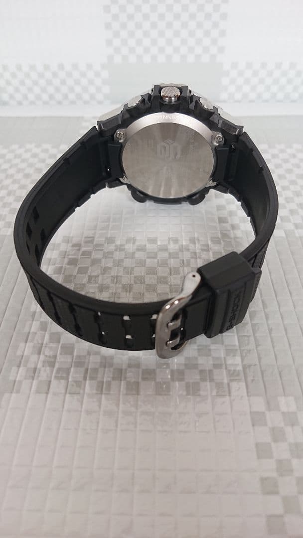 G-SHOCK G-STEEL GST-B300S-1AJF 中古品。