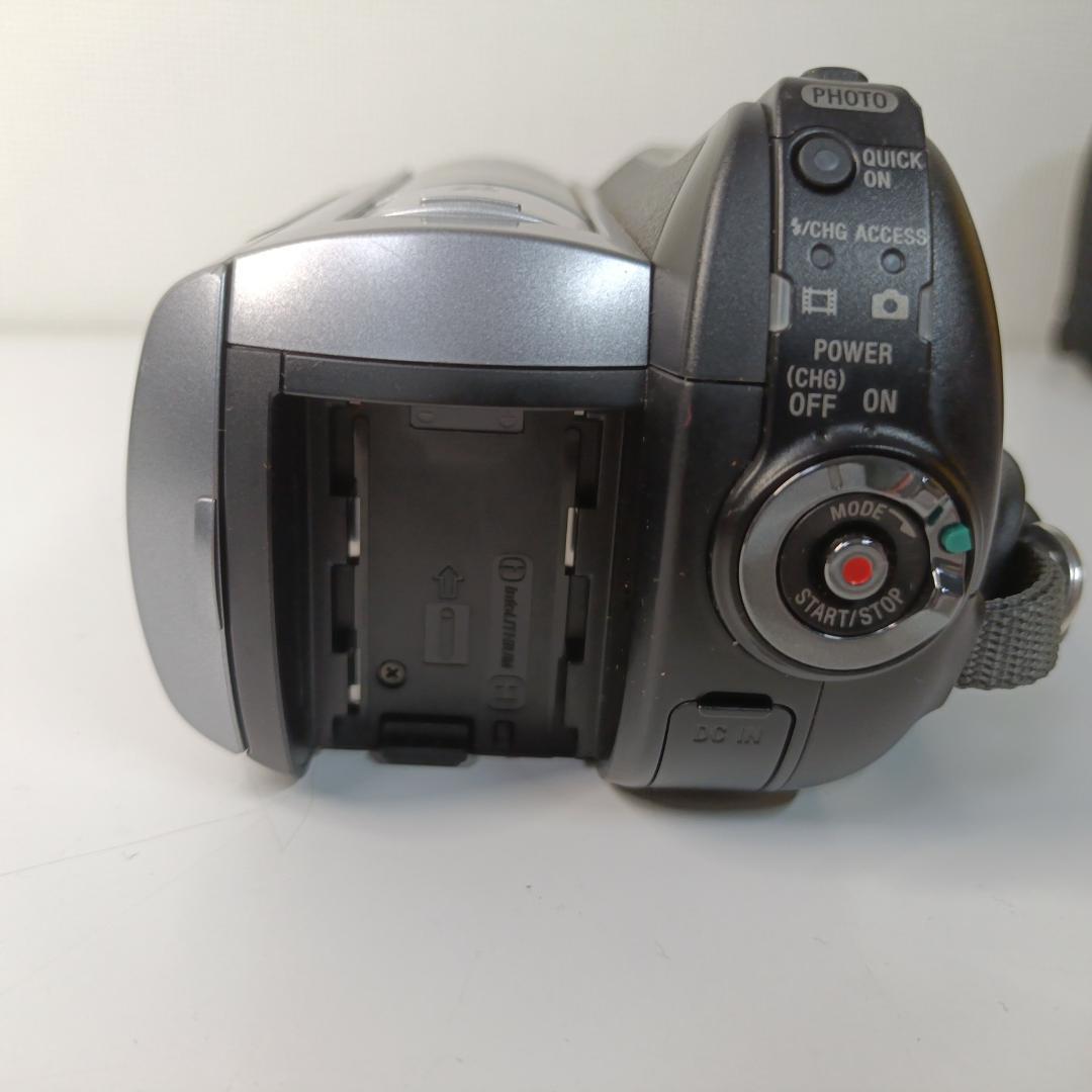 【美品】SONY ハンディカム DCR-SR220 デジタルビデオカメラ