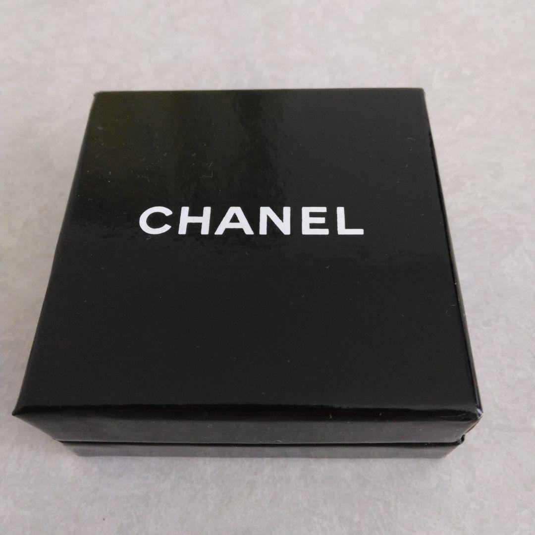 シャネル　ラインストーン　ブローチ　ビンテージ　箱付き　未使用