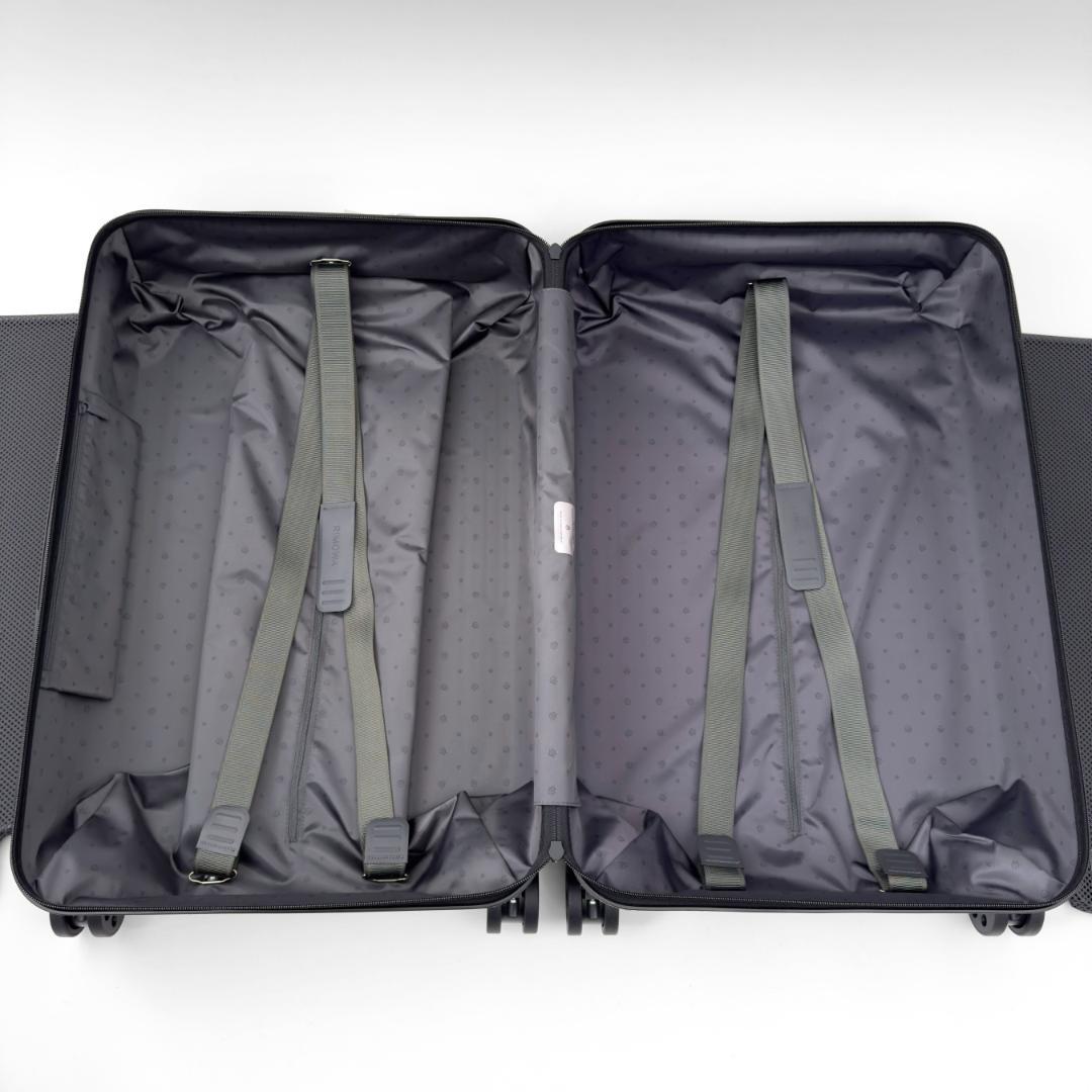 未使用級 リモワ エッセンシャルチェックインM 黒 60L 4輪 TSAロック