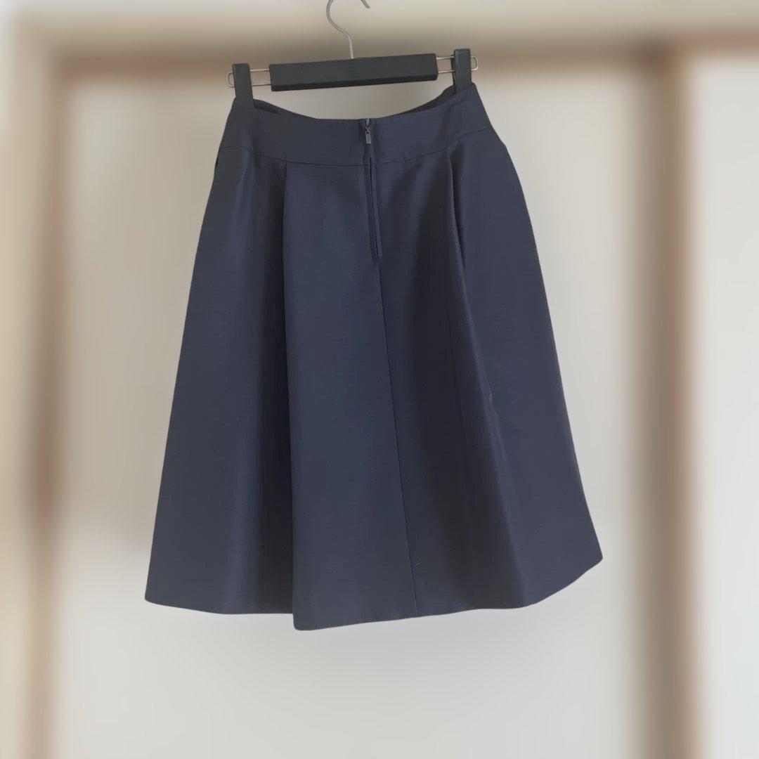 Foxey スカート　紺色　Mサイズ