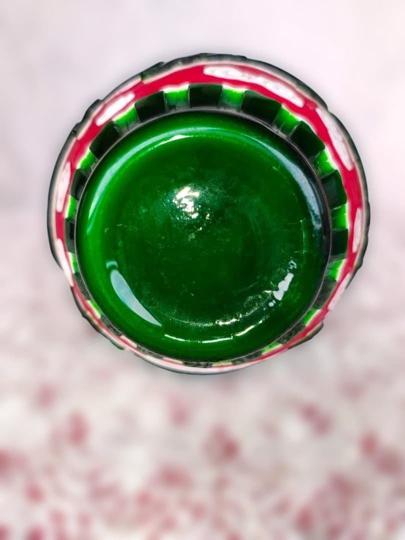 お勧め商品！乾隆ガラスの作り方で、手つくりドラゴン彫刻の緑赤花瓶、