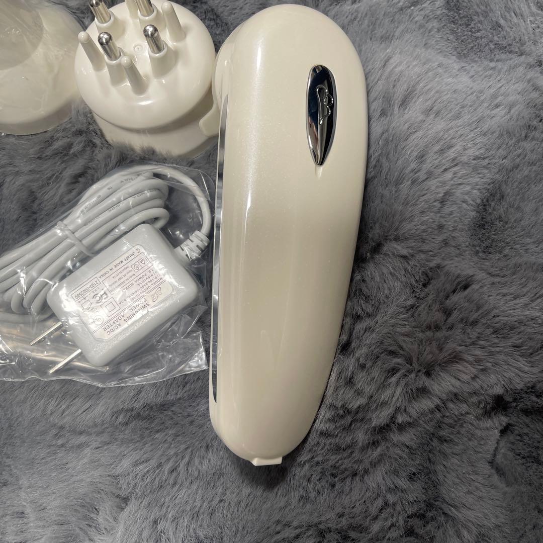 セルキュア4Tプラス 美顔器 多機能 リフトアップ ホワイト