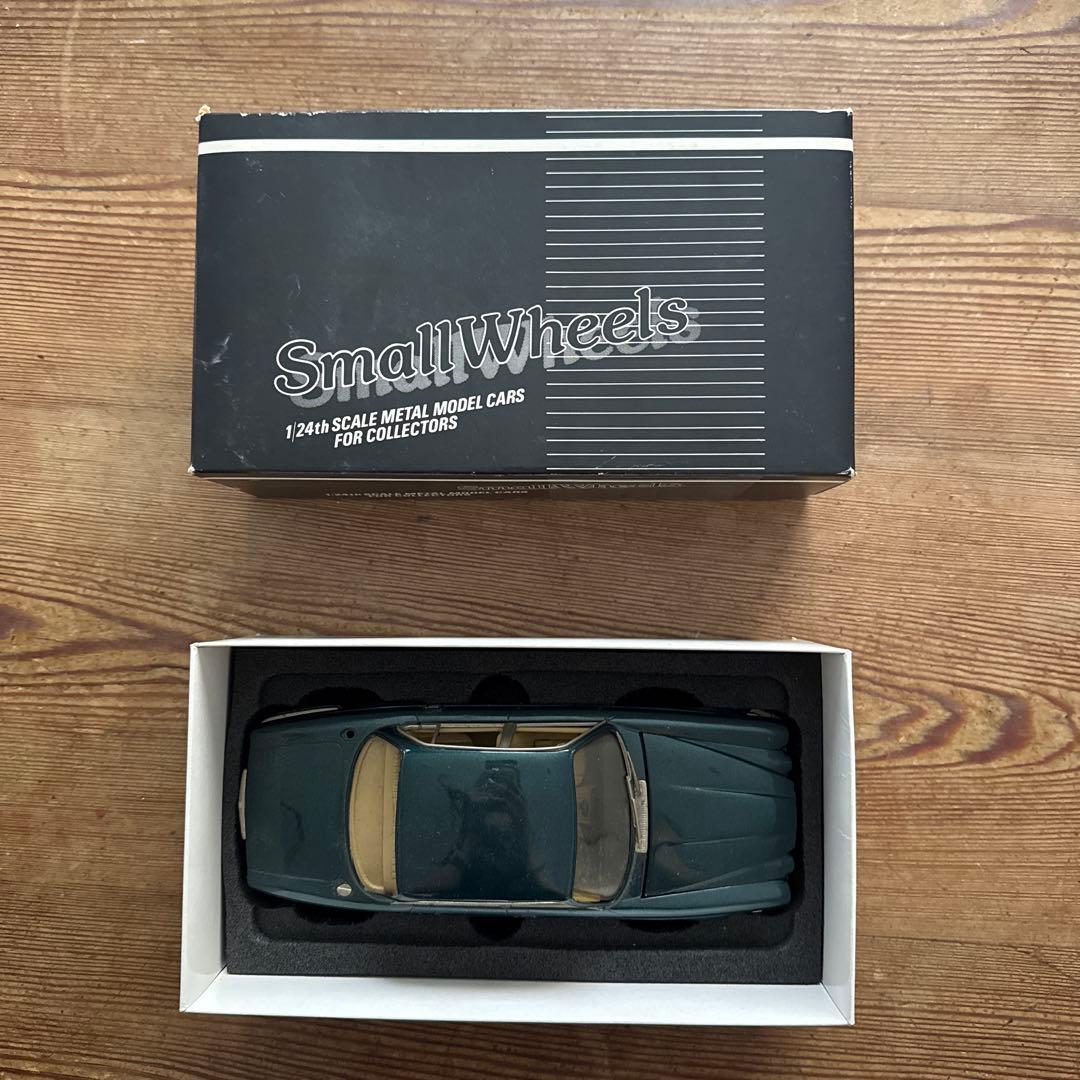 DVC490Y ジャガーダークグリーン ミニカー