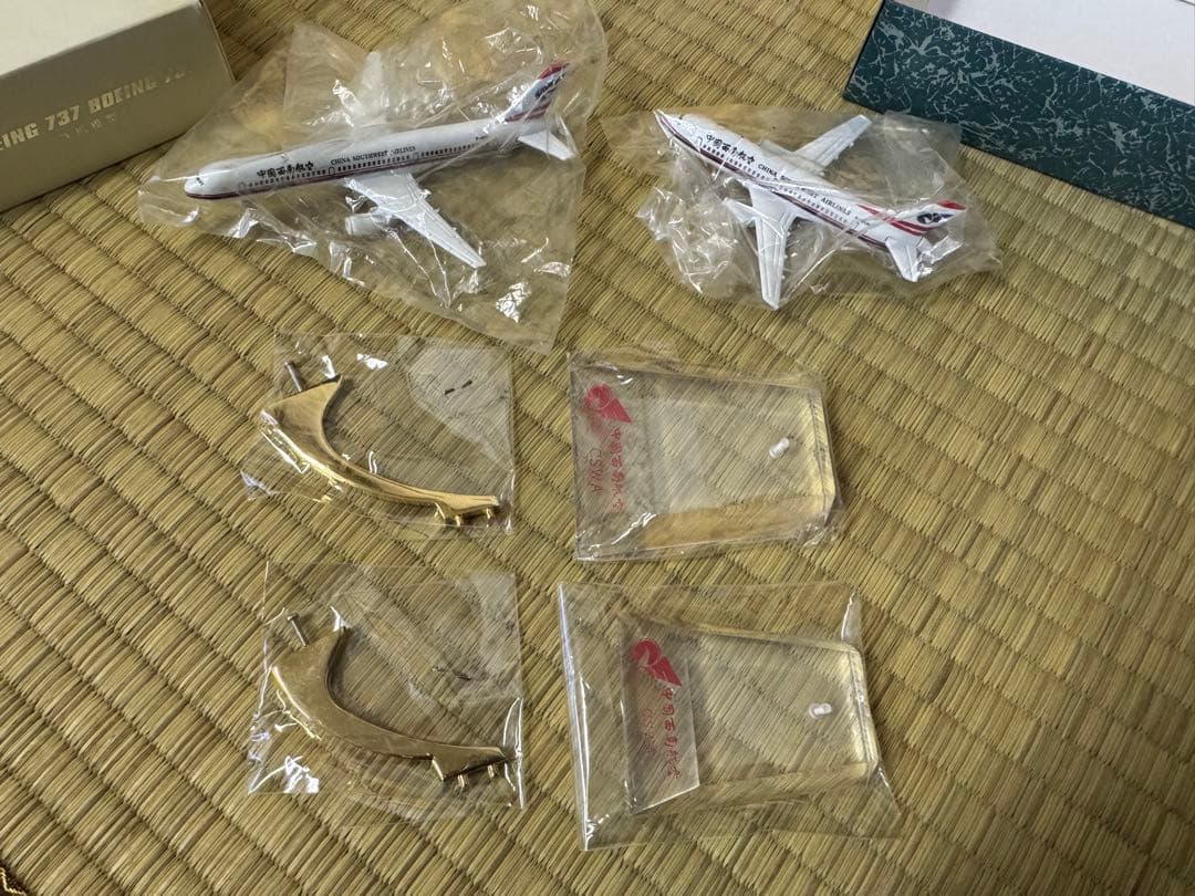 希少　中国西南航空公司　ボーイング　737 ボーイング　757 模型　当時物