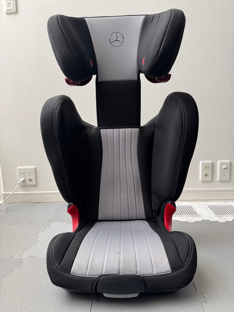 【正規品】メルセデスベンツ ジュニアシー ト KIDFIX XP①