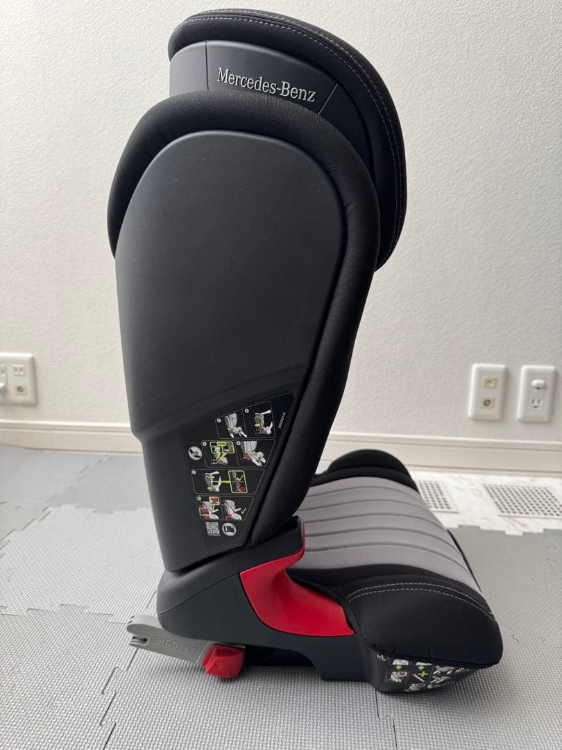 【正規品】メルセデスベンツ ジュニアシー ト KIDFIX XP①