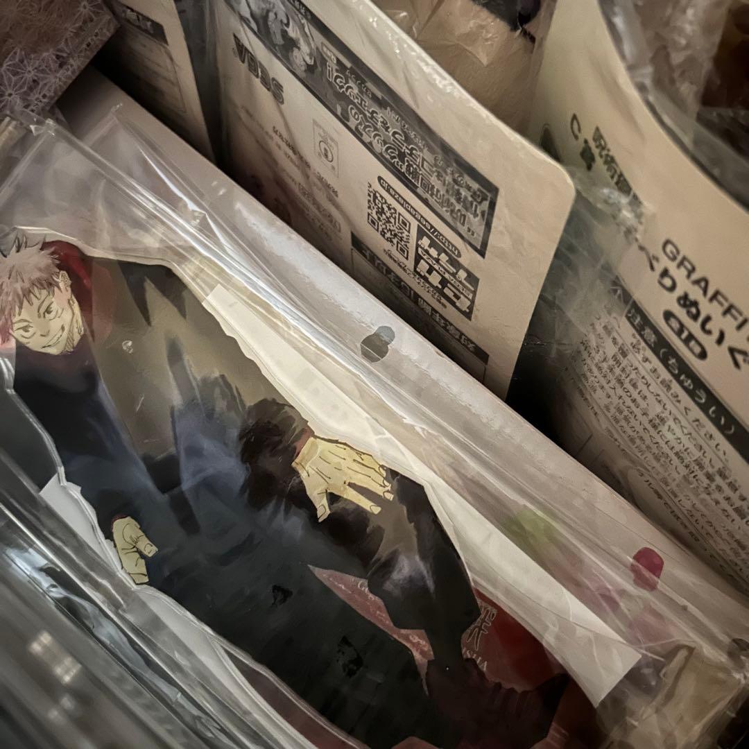 アニメ 漫画 グッズ まとめ売り ワンピース 呪術廻戦 ヒロアカ ハイキュー 等