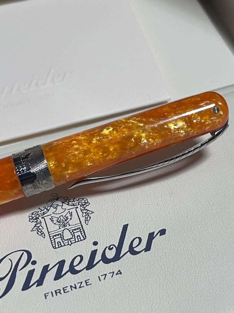 ☆廃番 新品未使用 ピナイダー ボールペン アバター サンフランイエロー☆
