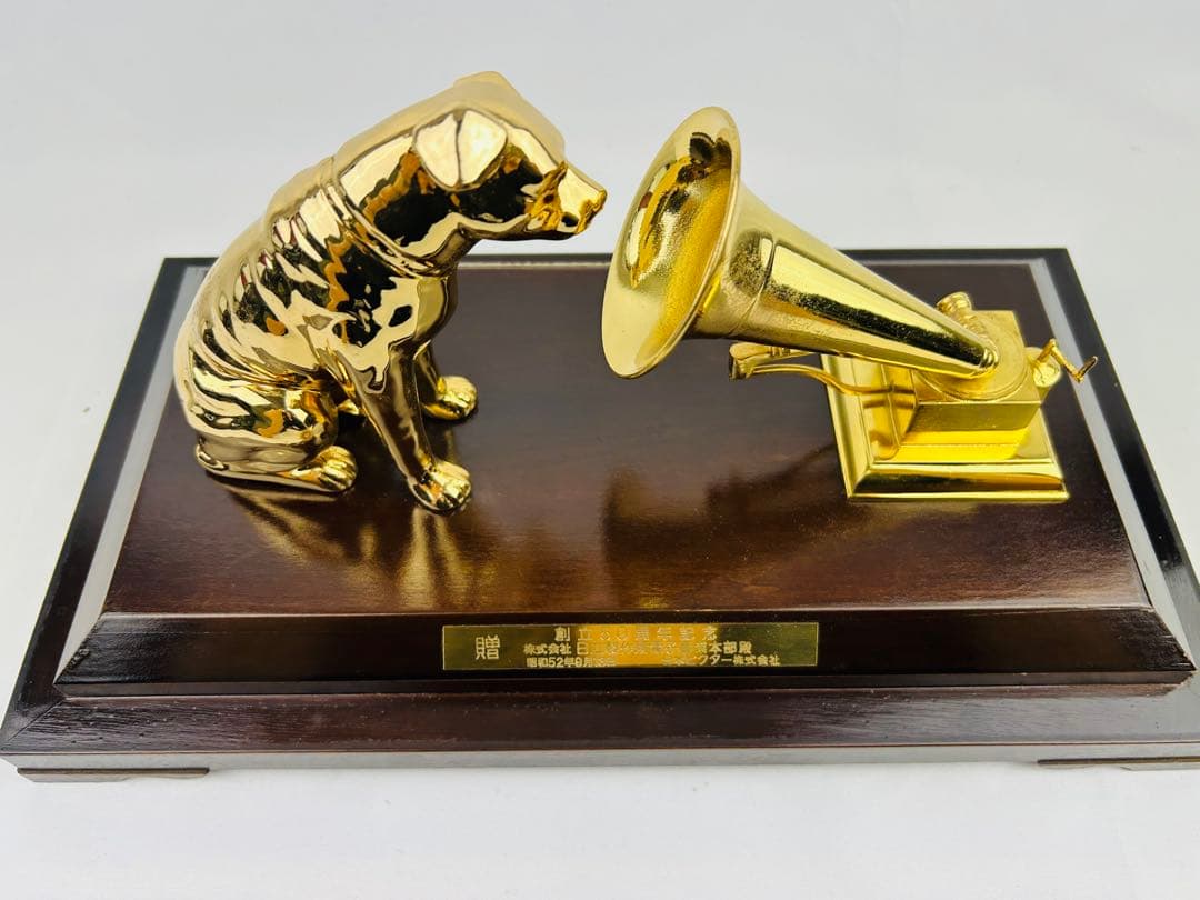 VICTOR ニッパー犬 ゴールド 蓄音機 創立50周年 置物　ガラスケース付き