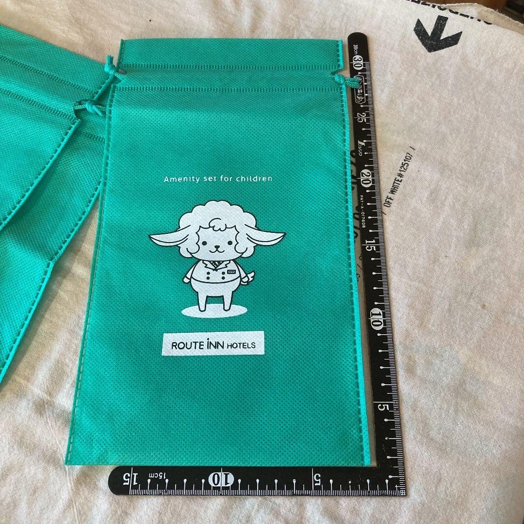 新品未使用　ポーチ　ルートイン　ホテル　3点セット　ヒツジ？　緑　不織布