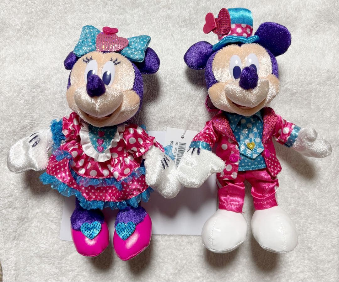 ミッキー　ミニー　パルパルーザ　ミニーのファンダーランド　ぬいぐるみバッチ
