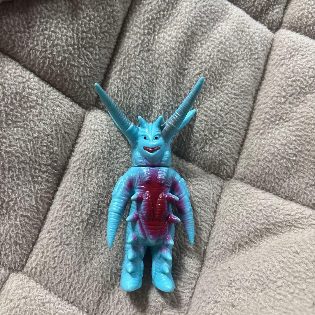ウルトラマン 怪獣 フィギュア　ソフビ
