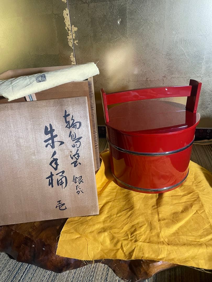 輪島塗　本朱塗　手桶水指　銀箍　銀たが　内朱塗　塗師　宏峰作　供箱　茶道具
