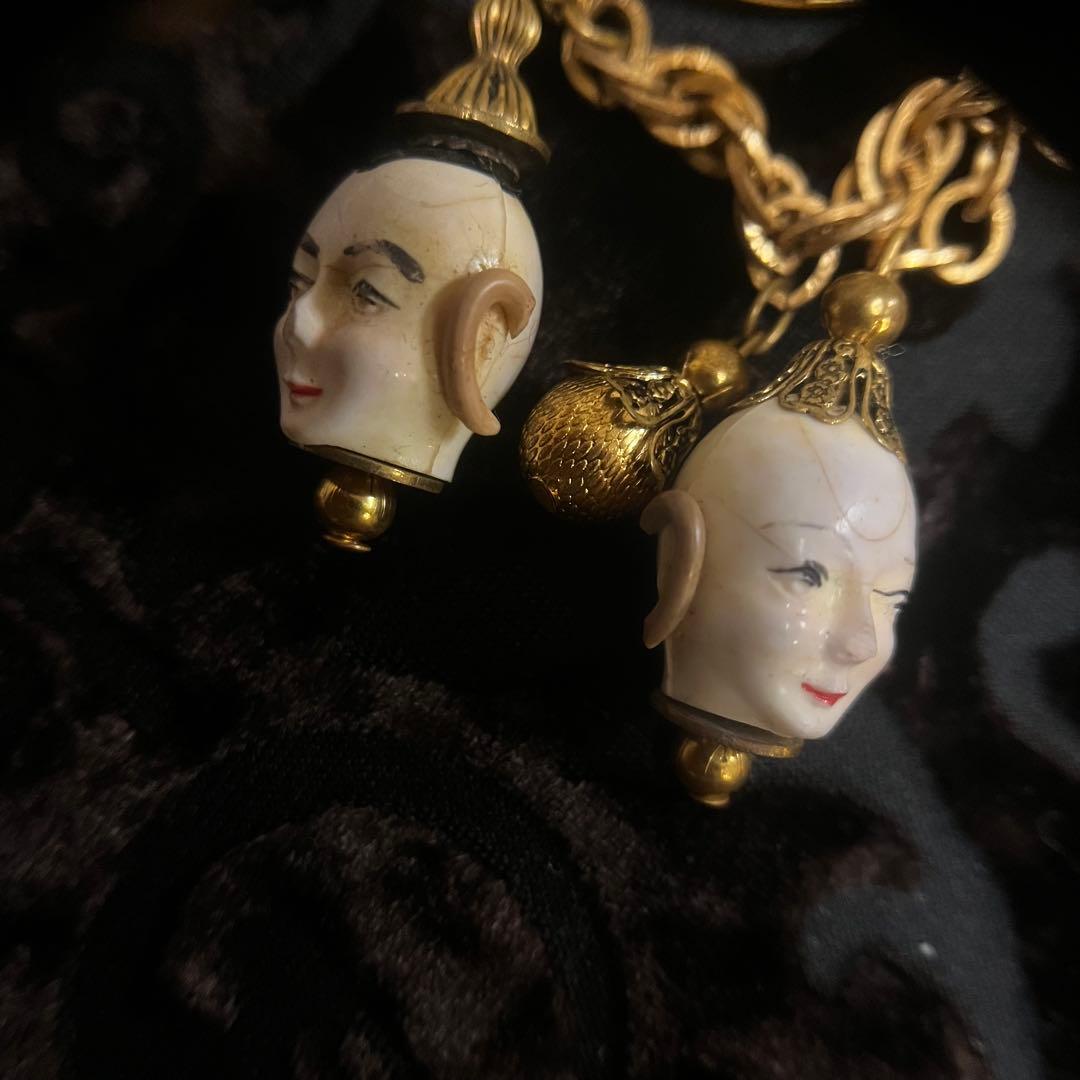 ヴィンテージ人形顔ブローチ