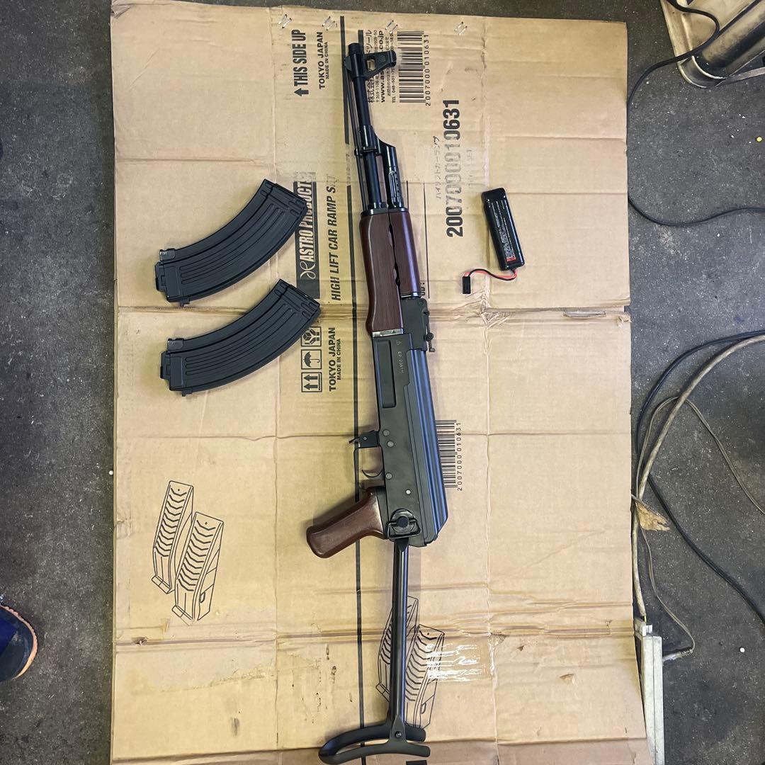 東京マルイ　次世代電動ガン ak47n type3 バッテリー マガジン2本
