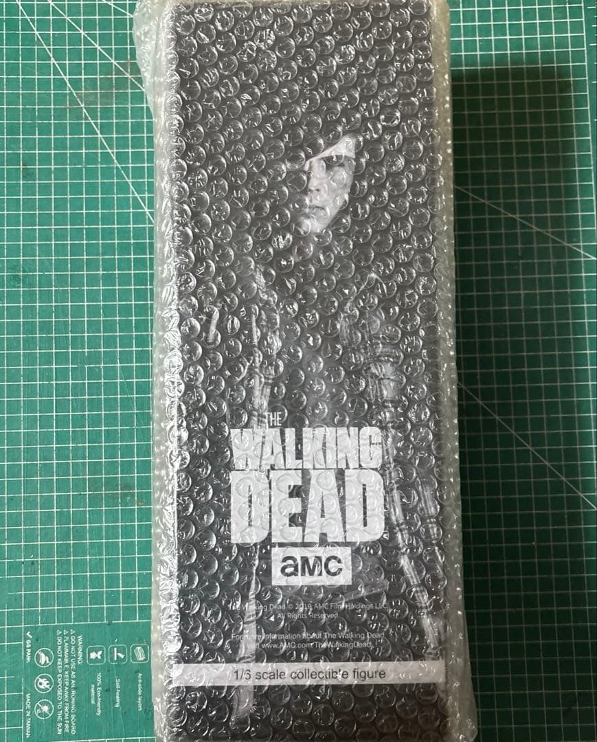 スリー・ゼロ ウォーキング・デッド カール・グライム 1/6 可動フィギュア