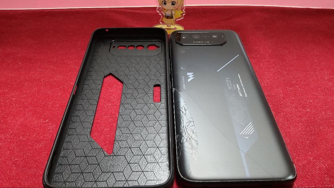 ASUS ROG Phone6 BATMAN EDITION ゲーミングスマホ