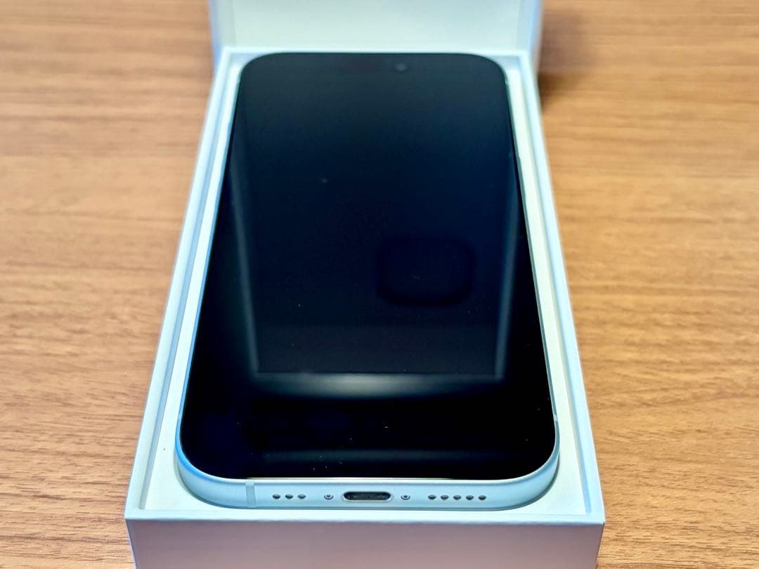 【美品】iPhone 15 128GB ブルー SIMフリー ケース＆フィルム付