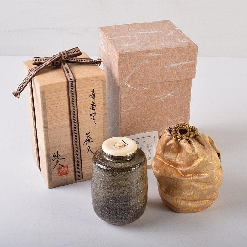 茶道具　鶴田純久作　青唐津　肩衝茶入　仕覆付　共箱　V　7902