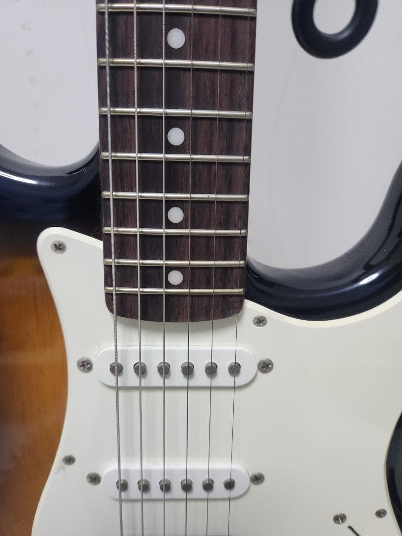 Squier ストラトキャスター サンバーストBullet ギター