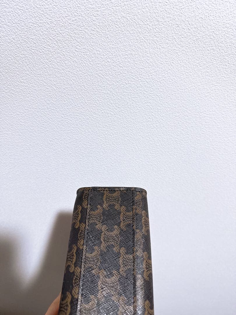 CELINE バーティカルカバ トリオンフ バッグ　ミディアム