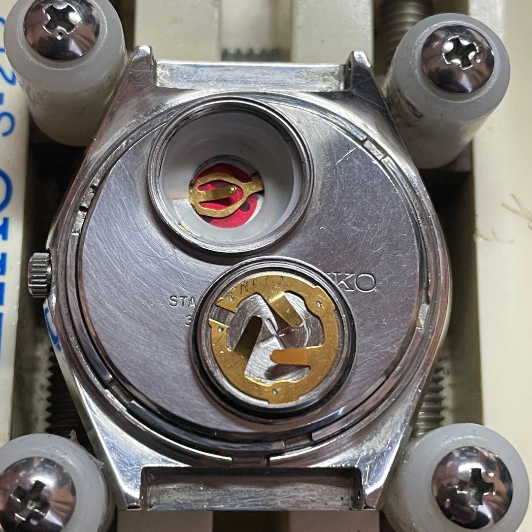 電池交換済　セイコー　オールドクォーツ