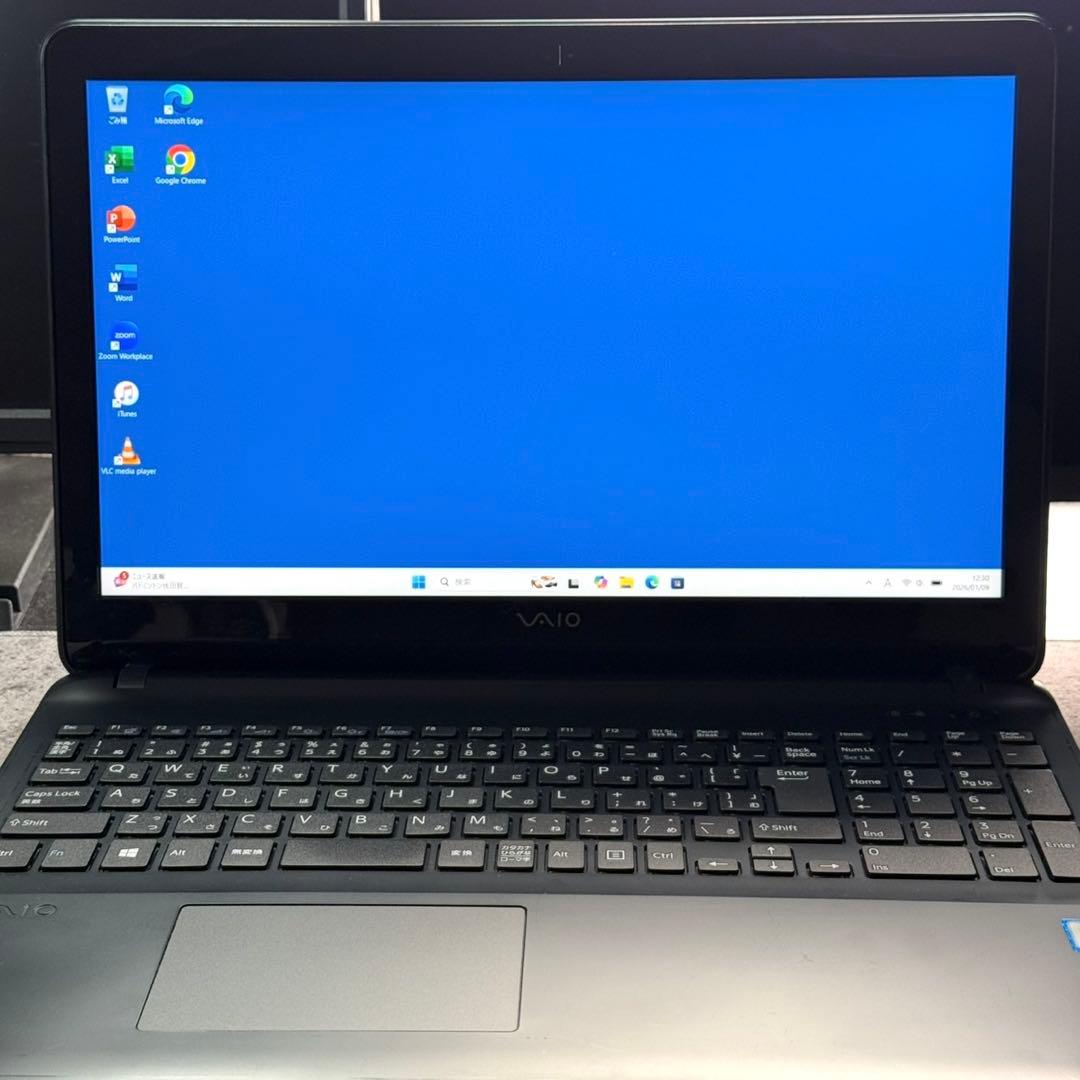準美品 VAIOノートパソコン i5 新品SSD 性能テストA Office